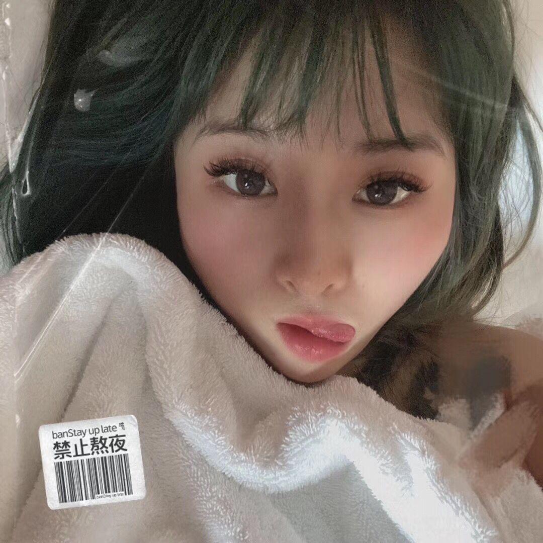 性价比超高的美女